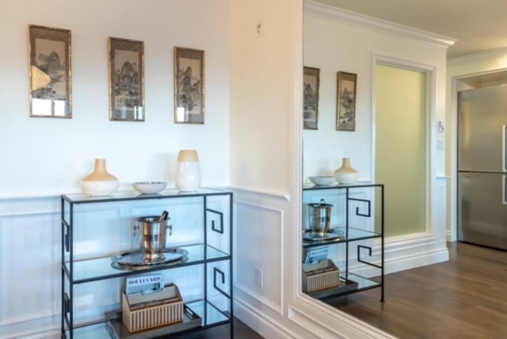 Elegance At The Union Apartment